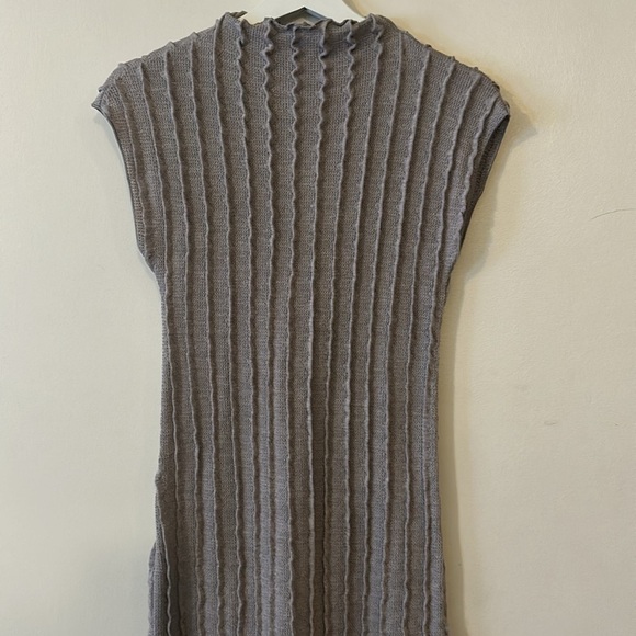 Zara Ribbed Textured Soft Stretch Knit Sleeveless Midi Dress - Picture 14 of 15
